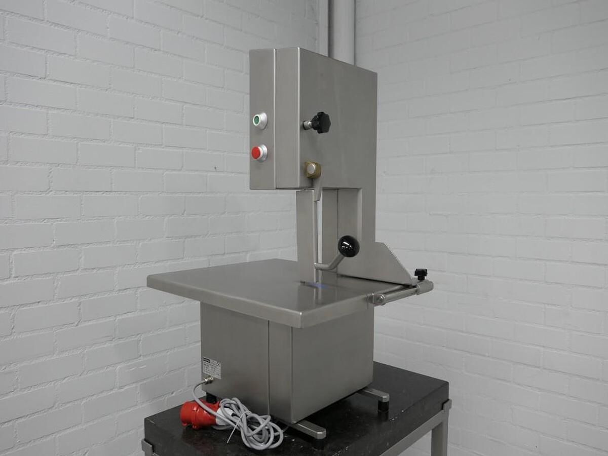 Freund / Ifooma bandsaw - Equipo de procesamiento de carne: foto 1 Freund / Ifooma bandsaw - Equipo de procesamiento de carne: foto 1