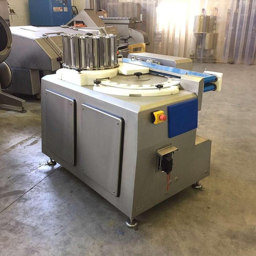 Marel Cordon Blue line - Equipo de procesamiento de carne: foto 3 Marel Cordon Blue line - Equipo de procesamiento de carne: foto 3