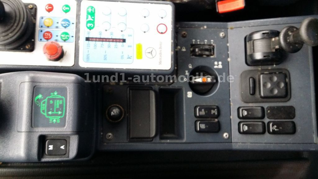 Volquete camión Mercedes - Benz Unimog U 500 Kommunal Kipper Kommunalhydraulik U 300 400 U 500 Kommunal Kipper Kommunalhydraulik U 300 400: foto 10 Volquete camión Mercedes - Benz Unimog U 500 Kommunal Kipper Kommunalhydraulik U 300 400 U 500 Kommunal Kipper Kommunalhydraulik U 300 400: foto 10