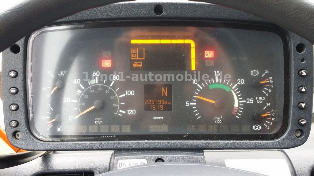 Volquete camión Mercedes - Benz Unimog U 500 Kommunal Kipper Kommunalhydraulik U 300 400 U 500 Kommunal Kipper Kommunalhydraulik U 300 400: foto 12 Volquete camión Mercedes - Benz Unimog U 500 Kommunal Kipper Kommunalhydraulik U 300 400 U 500 Kommunal Kipper Kommunalhydraulik U 300 400: foto 12