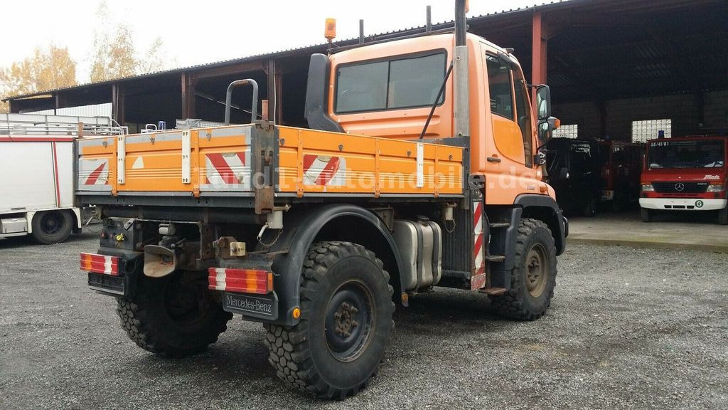 Mercedes-Benz Unimog U 300 Kipper Zugmaschine Kommunalhydraulik U 500 400 U 300 Kipper Zugmaschine Kommunalhydraulik U 500 400 - Vehículo municipal: foto 1 Mercedes-Benz Unimog U 300 Kipper Zugmaschine Kommunalhydraulik U 500 400 U 300 Kipper Zugmaschine Kommunalhydraulik U 500 400 - Vehículo municipal: foto 1