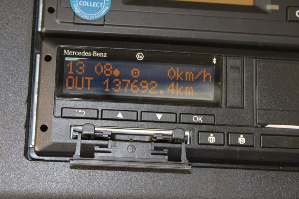 Camión lona Mercedes-Benz Actros 2542 NAVIGACE + PANAV (8,20m x 2,48m x 3m): foto 12