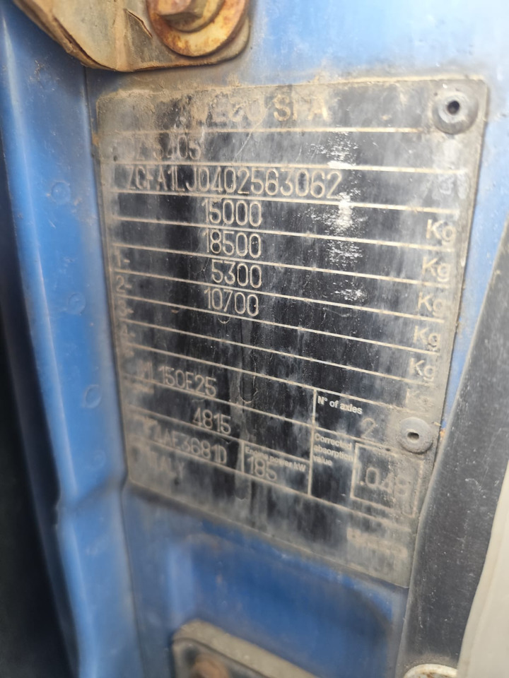 IVECO EUROCARGO 150E25 - Volquete camión: foto 3 IVECO EUROCARGO 150E25 - Volquete camión: foto 3