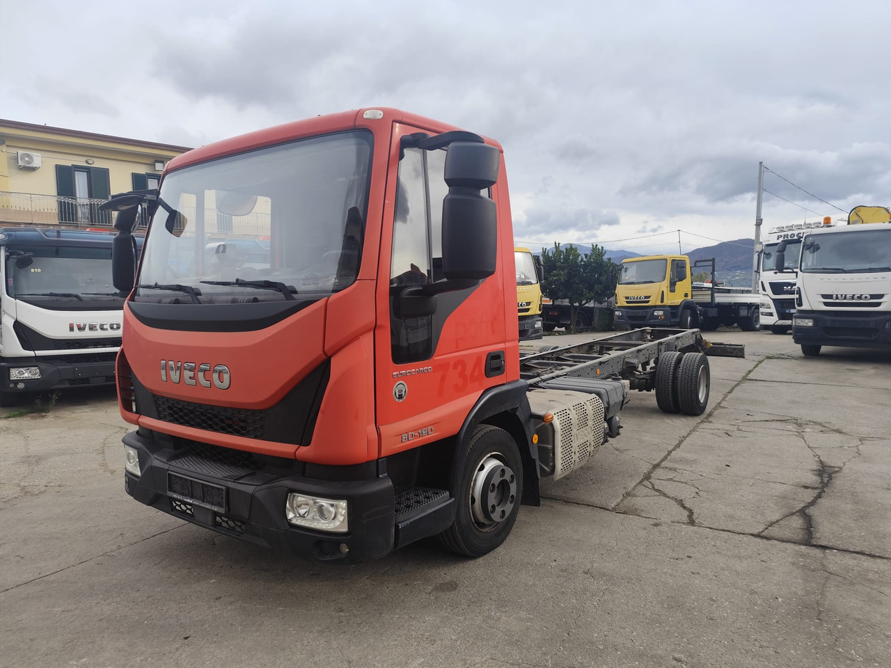 IVECO EUROCARGO 80-190 - Chasis camión: foto 4 IVECO EUROCARGO 80-190 - Chasis camión: foto 4