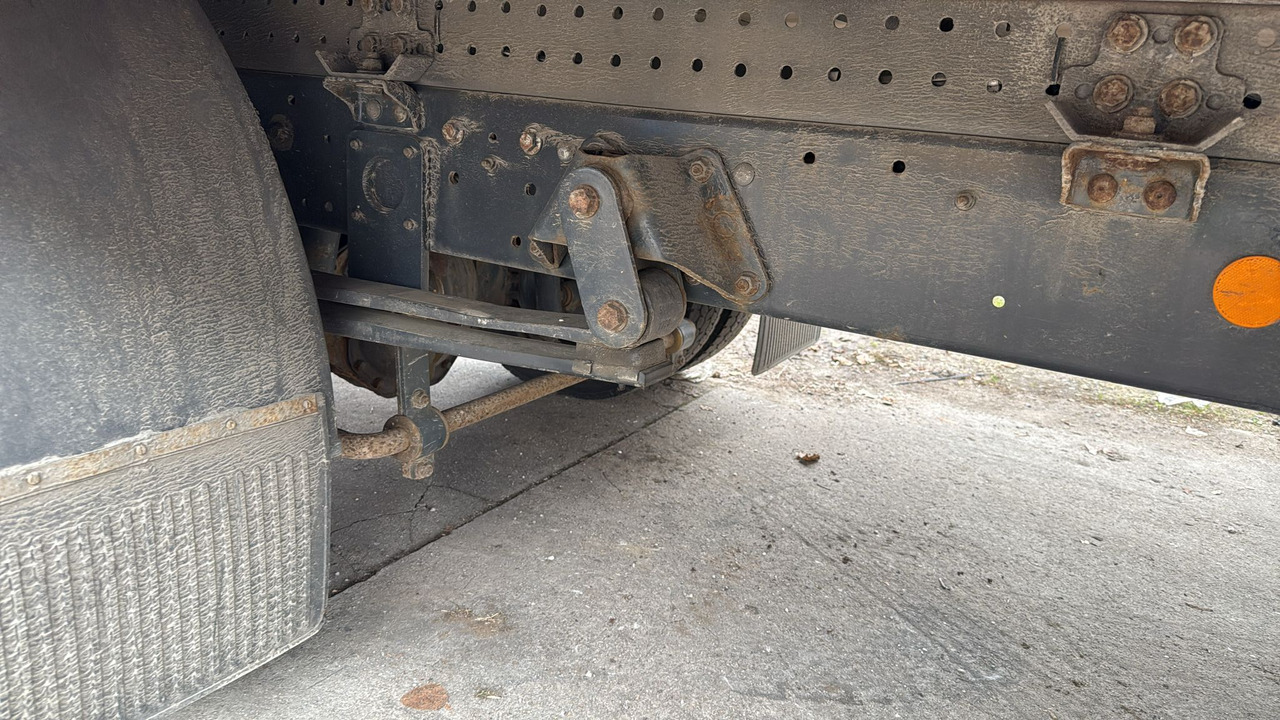 IVECO EUROCARGO 80-190 - Chasis camión: foto 2 IVECO EUROCARGO 80-190 - Chasis camión: foto 2