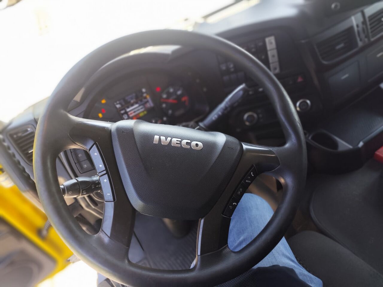 IVECO HI-STREET 260S46 XP - Chasis camión: foto 5 IVECO HI-STREET 260S46 XP - Chasis camión: foto 5