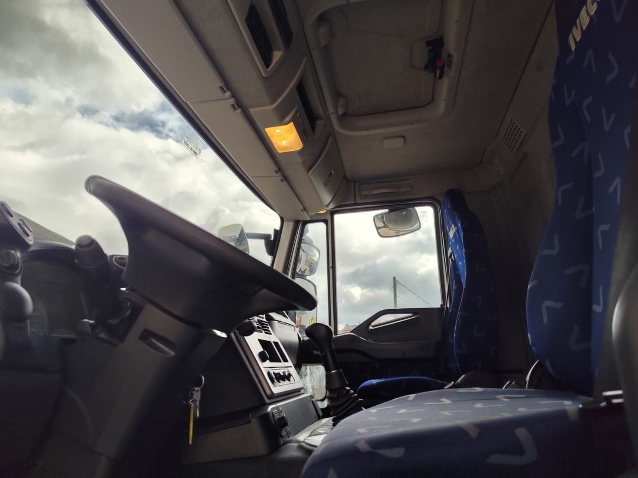 Leasing financiero de IVECO STRALIS AD 190S31P leasing IVECO STRALIS AD 190S31P: foto 33 Leasing financiero de IVECO STRALIS AD 190S31P leasing IVECO STRALIS AD 190S31P: foto 33