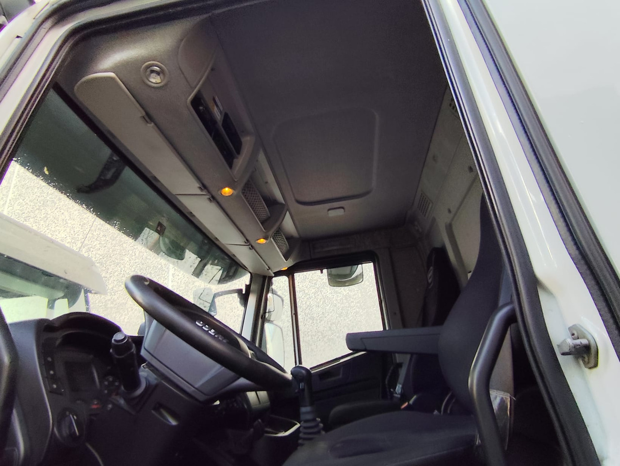 IVECO STRALIS AD 260S31 XP - Chasis camión: foto 3 IVECO STRALIS AD 260S31 XP - Chasis camión: foto 3