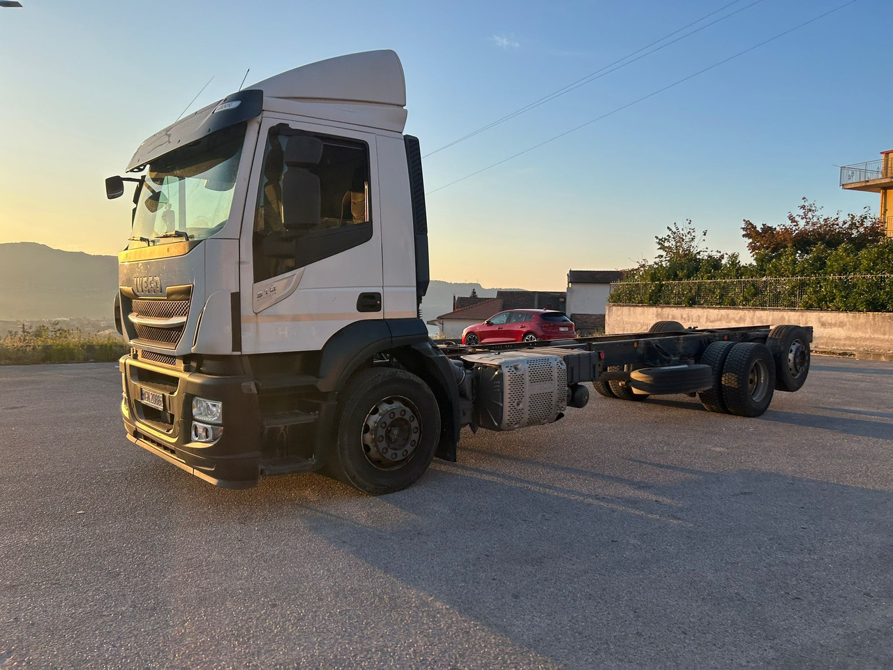IVECO STRALIS AD 260S31 XP - Chasis camión: foto 4 IVECO STRALIS AD 260S31 XP - Chasis camión: foto 4