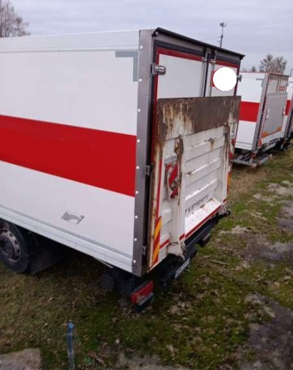 IVECO STRALIS AD 260S31 XP - Camión caja cerrada: foto 3 IVECO STRALIS AD 260S31 XP - Camión caja cerrada: foto 3