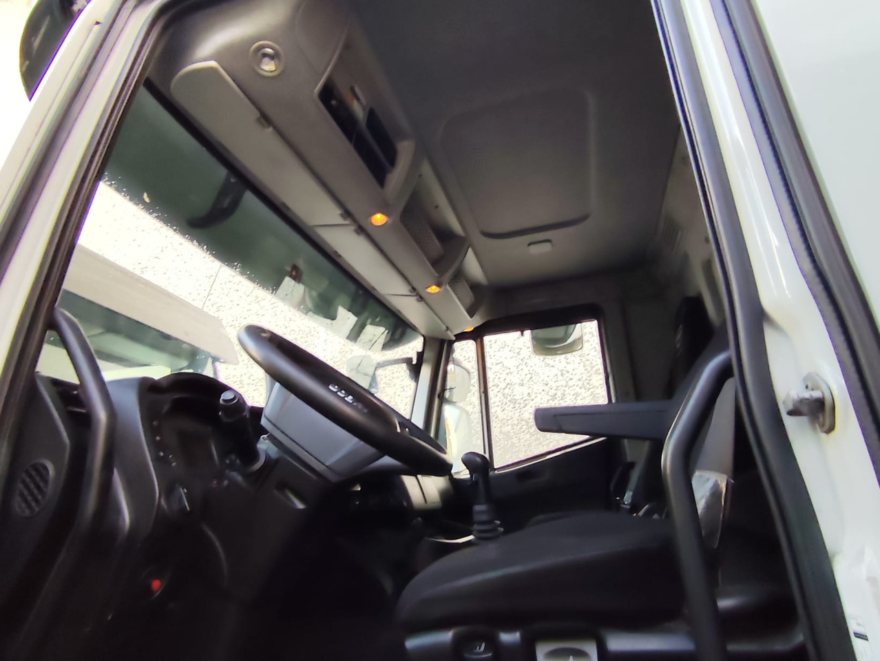 IVECO STRALIS AD 260S31 XP - Chasis camión: foto 5 IVECO STRALIS AD 260S31 XP - Chasis camión: foto 5