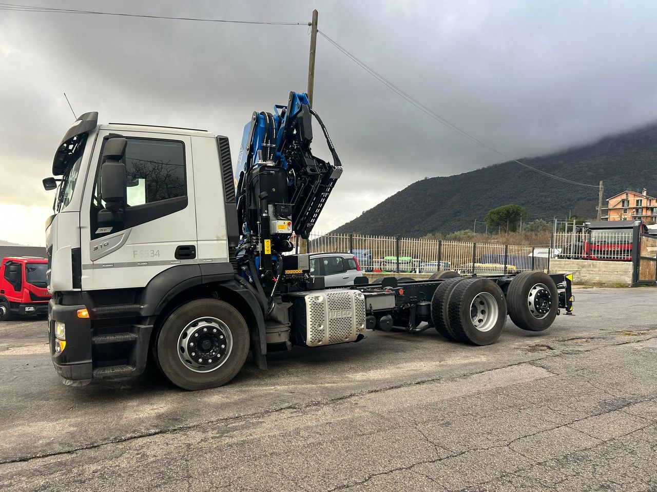 IVECO STRALIS AD 260S31 Y/P - Camión grúa: foto 3 IVECO STRALIS AD 260S31 Y/P - Camión grúa: foto 3