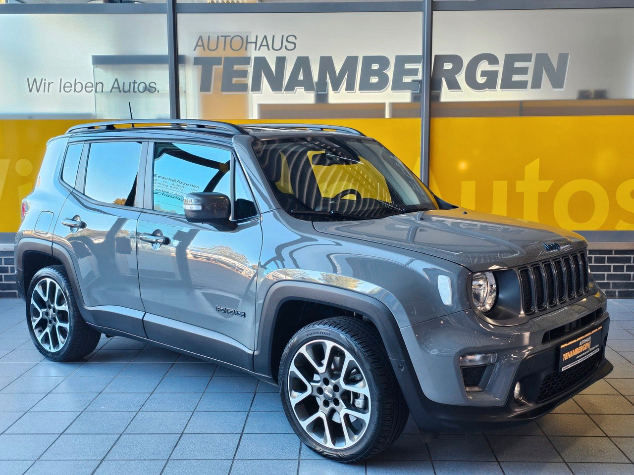 Jeep Renegade S Plug-In-Hybrid 4xe Kamera LED ACC AHK - SUV/ Todoterreno: foto 1 Jeep Renegade S Plug-In-Hybrid 4xe Kamera LED ACC AHK - SUV/ Todoterreno: foto 1