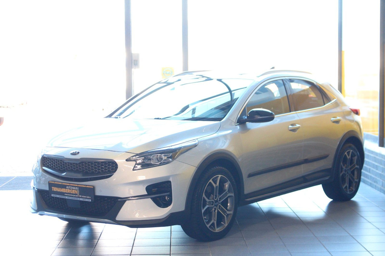 Kia XCeed Platinum Leder Memory Panorama LED ACC - Coche familiar: foto 4 Kia XCeed Platinum Leder Memory Panorama LED ACC - Coche familiar: foto 4