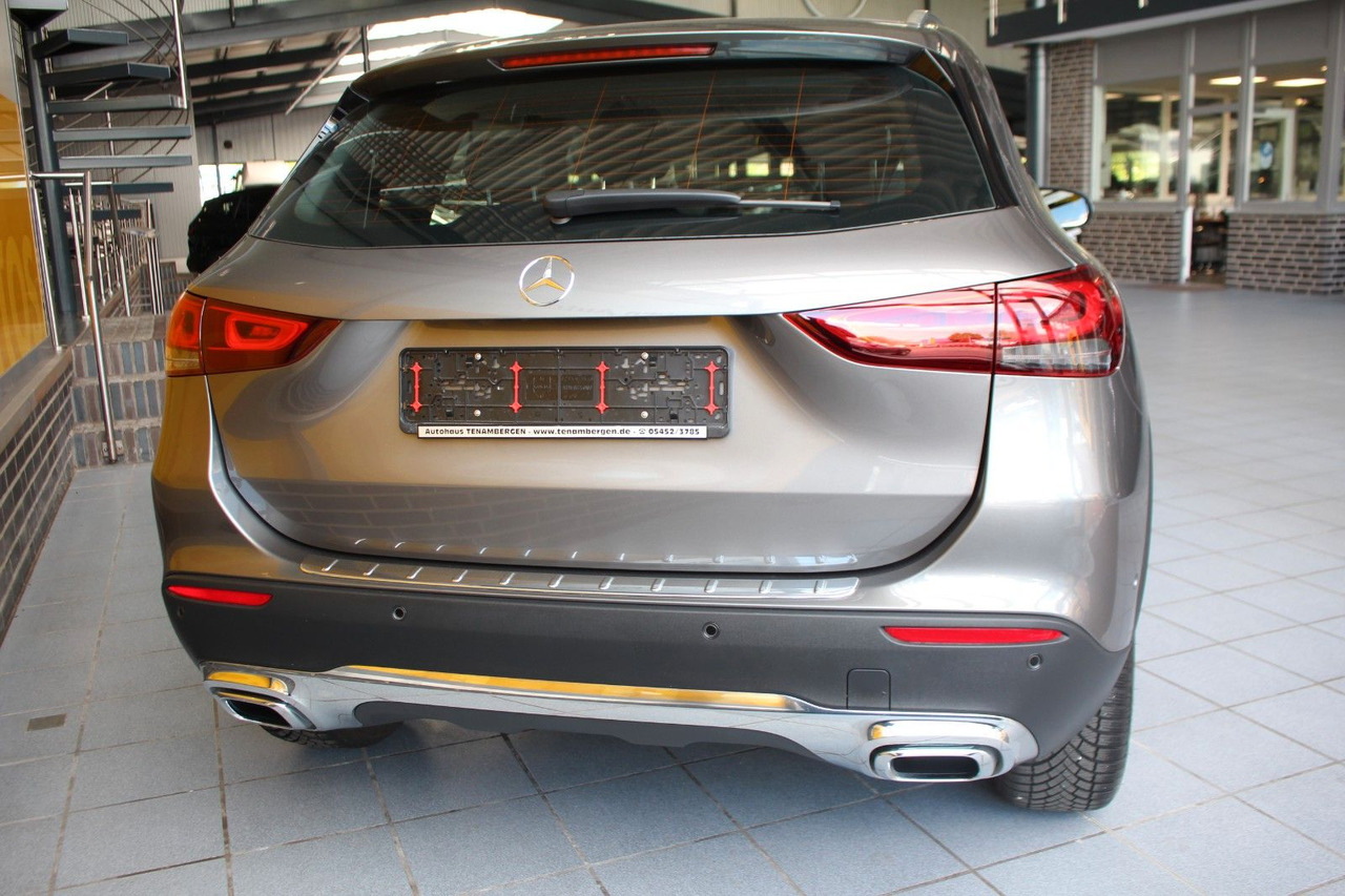 Mercedes-Benz GLA 180 Progressive Navi LED Kamera - SUV/ Todoterreno: foto 4 Mercedes-Benz GLA 180 Progressive Navi LED Kamera - SUV/ Todoterreno: foto 4