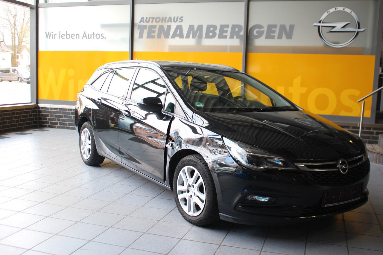 Opel Astra K Sports Tourer Edition AHK Navi - Coche familiar: foto 1 Opel Astra K Sports Tourer Edition AHK Navi - Coche familiar: foto 1