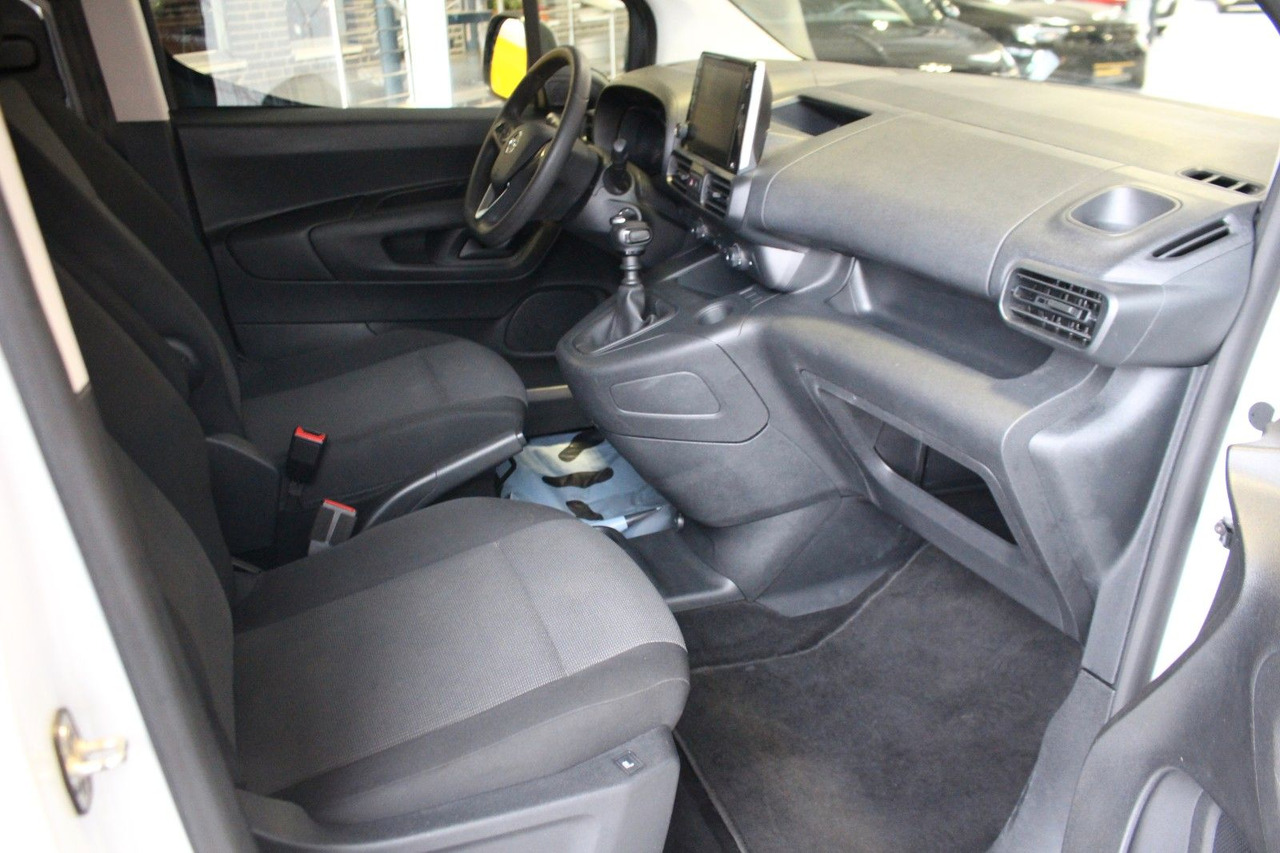 Furgoneta pequeña Opel Combo E Cargo Selection Klima Bluetooth PDC: foto 12