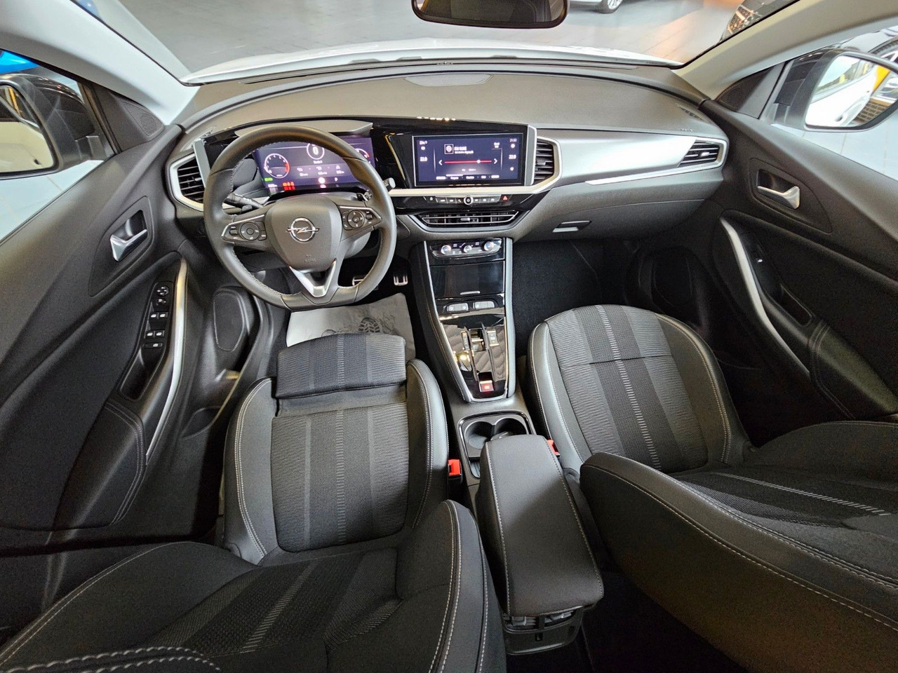 Opel Grandland Elegance AT-8 Navi Kamera LED - SUV/ Todoterreno: foto 5 Opel Grandland Elegance AT-8 Navi Kamera LED - SUV/ Todoterreno: foto 5