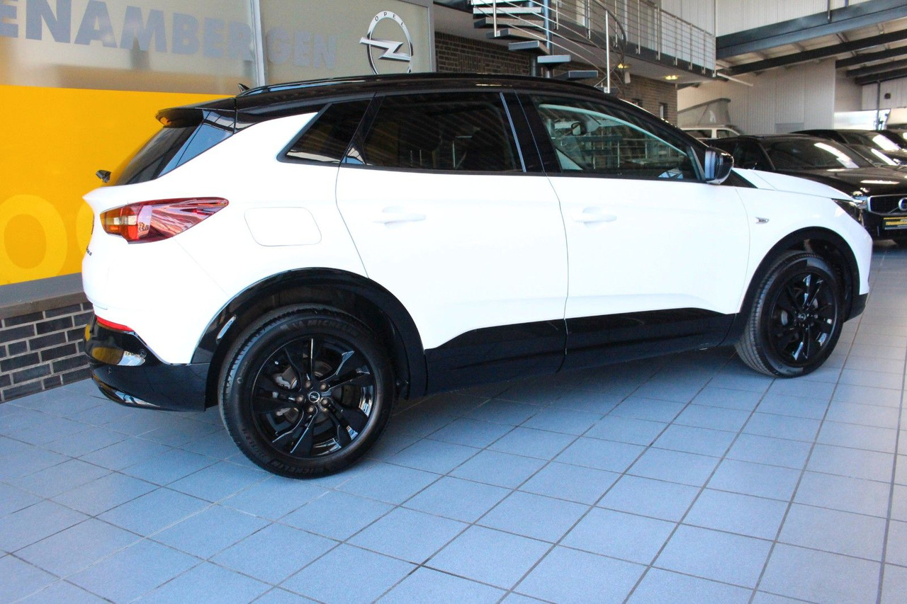 Opel Grandland (X) GS Line AT-8 Kamera AGR Navi LED - SUV/ Todoterreno: foto 3 Opel Grandland (X) GS Line AT-8 Kamera AGR Navi LED - SUV/ Todoterreno: foto 3