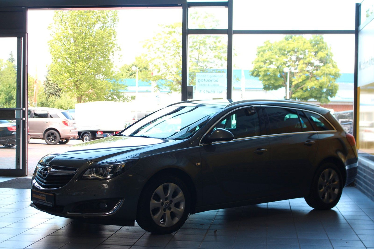 Opel Insignia A ST 2.0 Innovation Navi Kamera BiXenon - Coche: foto 4 Opel Insignia A ST 2.0 Innovation Navi Kamera BiXenon - Coche: foto 4