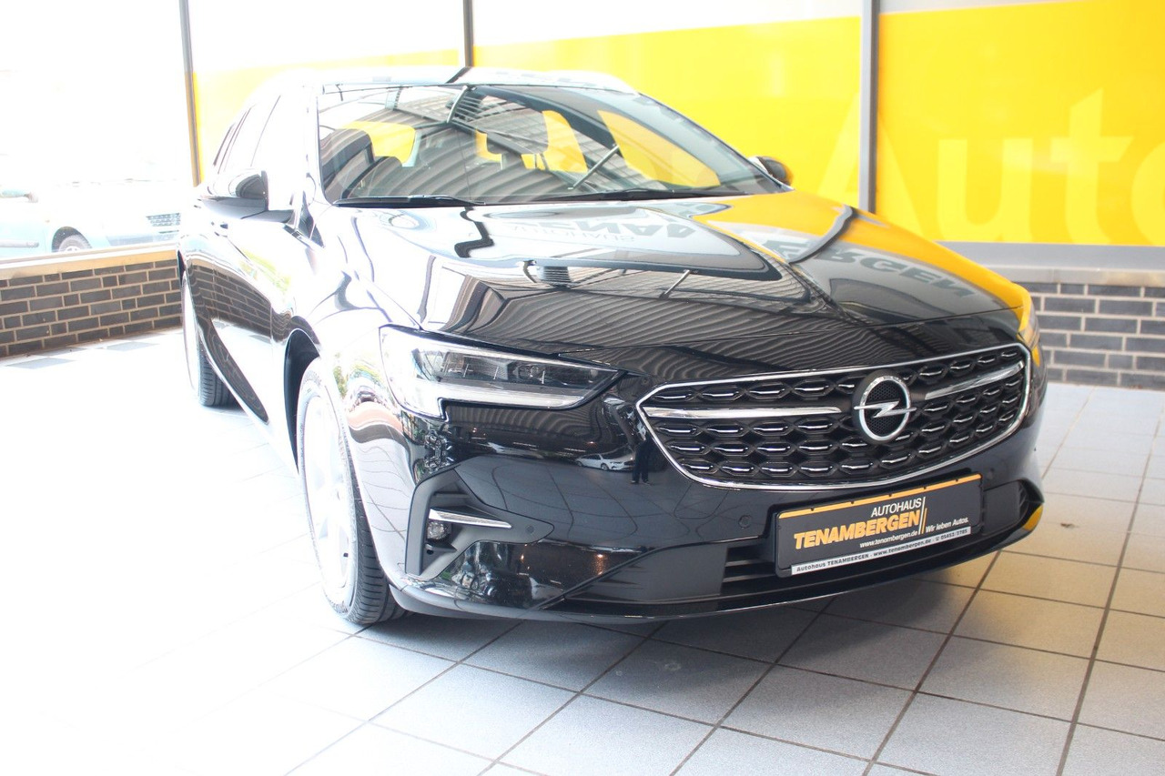 Opel Insignia B ST AT-9 Elegance IntelliLux-LED AGR - Coche: foto 2 Opel Insignia B ST AT-9 Elegance IntelliLux-LED AGR - Coche: foto 2