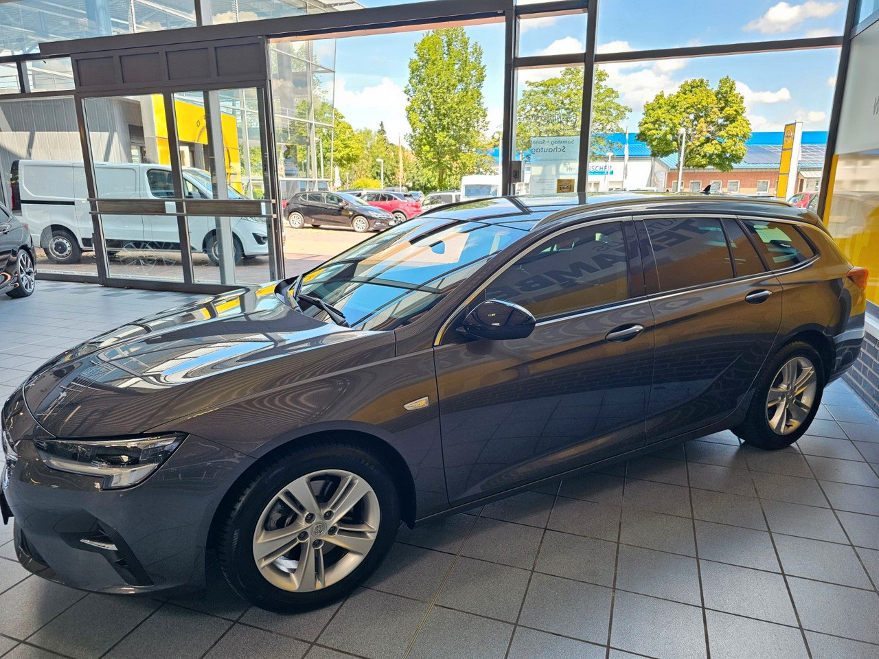 Opel Insignia B ST Business IntelliLux LED Tot Winkel - Coche: foto 3 Opel Insignia B ST Business IntelliLux LED Tot Winkel - Coche: foto 3