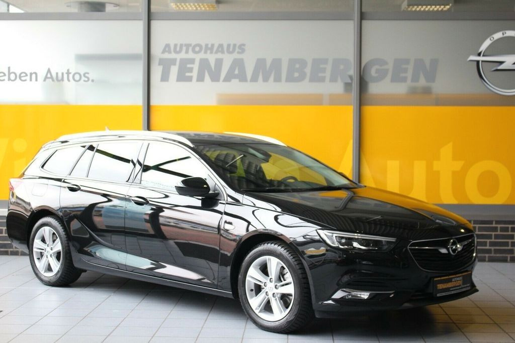 Opel Insignia B Sports Tourer 4x4 INNOVATION - Coche: foto 1 Opel Insignia B Sports Tourer 4x4 INNOVATION - Coche: foto 1