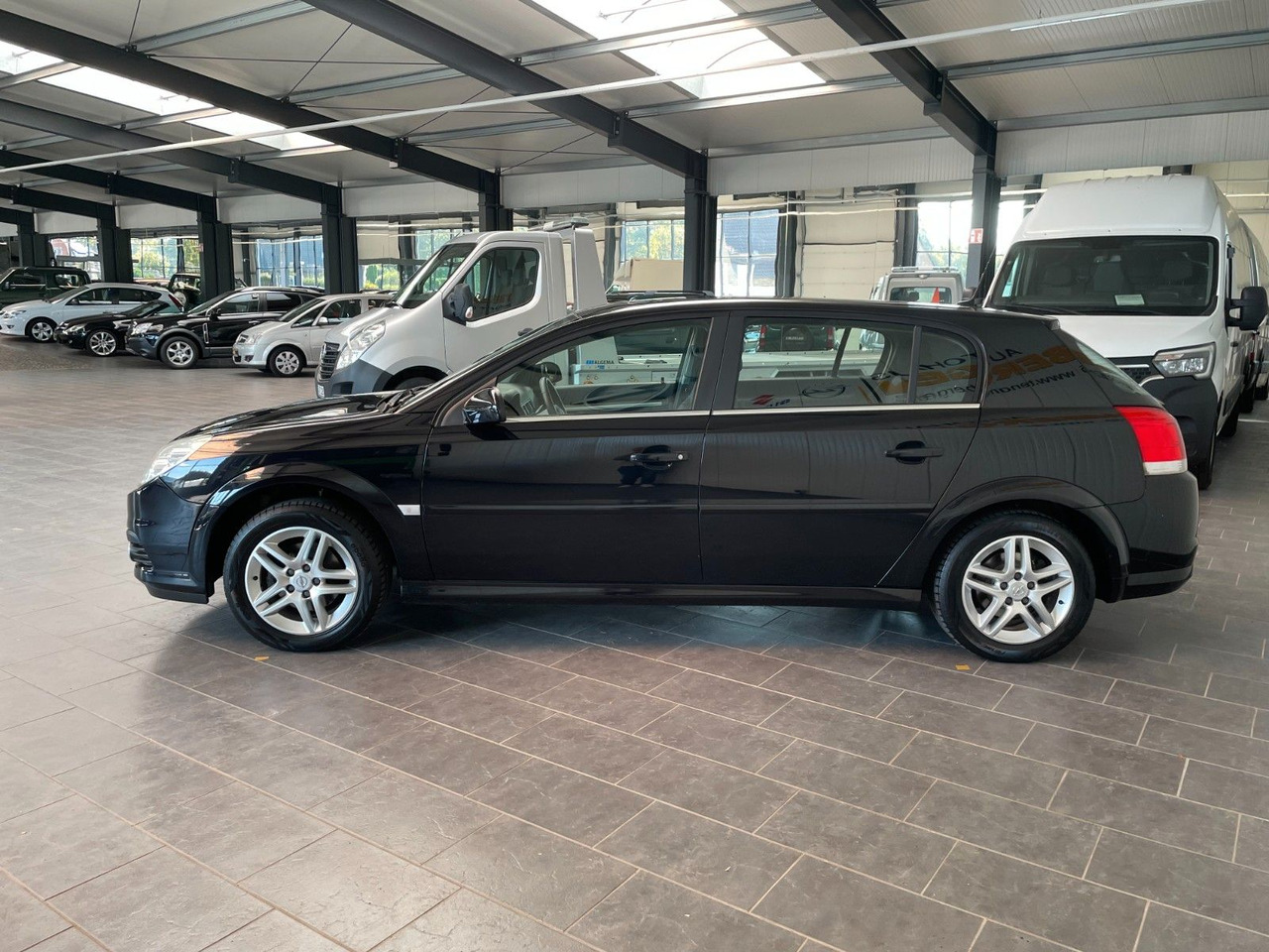Opel Signum Edition Bluetooth Navi Automatik - Coche familiar: foto 4 Opel Signum Edition Bluetooth Navi Automatik - Coche familiar: foto 4