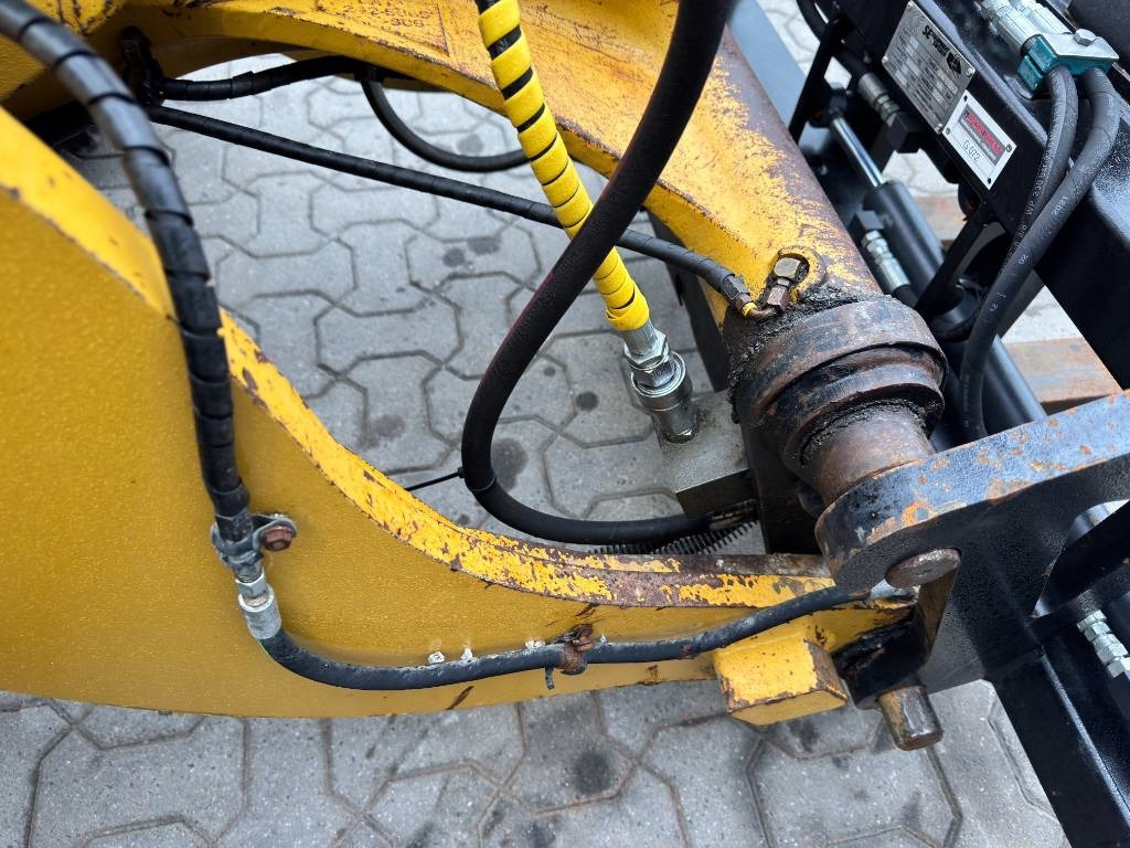 CAT 906M 35 km/h - Cargadora de ruedas: foto 5 CAT 906M 35 km/h - Cargadora de ruedas: foto 5