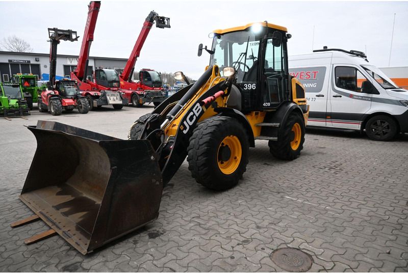 JCB 409 40 km/h - Cargadora de ruedas: foto 1 JCB 409 40 km/h - Cargadora de ruedas: foto 1