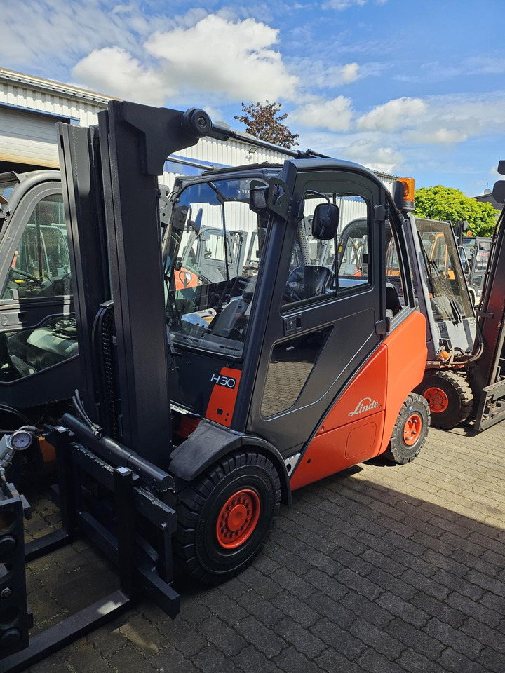 LINDE H30T - Carretilla elevadora de gas: foto 1 LINDE H30T - Carretilla elevadora de gas: foto 1
