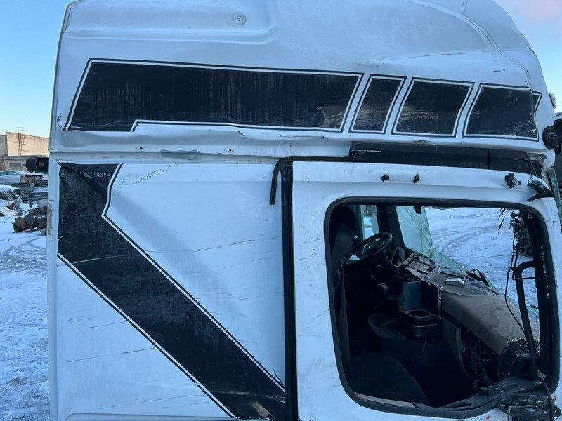 Mercedes-Benz Actros MP4 - Cabina e interior: foto 5 Mercedes-Benz Actros MP4 - Cabina e interior: foto 5