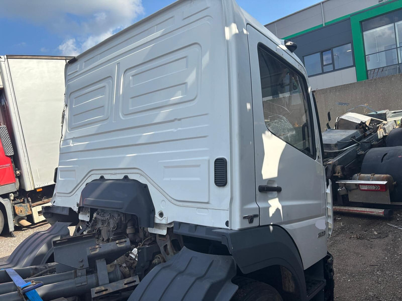 Mercedes-Benz Atego MP4 - Cabina e interior: foto 3 Mercedes-Benz Atego MP4 - Cabina e interior: foto 3
