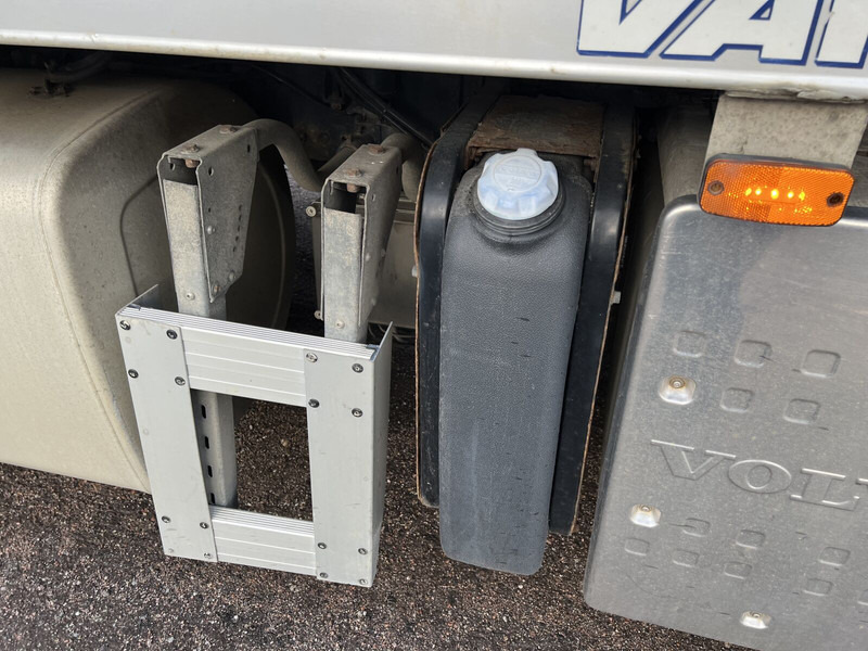 Frigorífico camión Volvo FM 480: foto 8