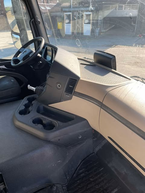 Foto del interior 1: Leasing financiero de mercedes-beenz actros leasing mercedes-beenz actros
