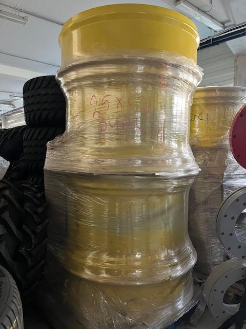 DW23x38 Dual-Trac Premium twin rim - Llanta para Maquinaria agrícola: foto 4 DW23x38 Dual-Trac Premium twin rim - Llanta para Maquinaria agrícola: foto 4