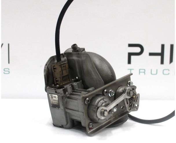 DAF XF/CF EGR Klep 2104972 | 2128862 Euro 6 - Silenciador/ Sistema de escape para Camión: foto 1 DAF XF/CF EGR Klep 2104972 | 2128862 Euro 6 - Silenciador/ Sistema de escape para Camión: foto 1