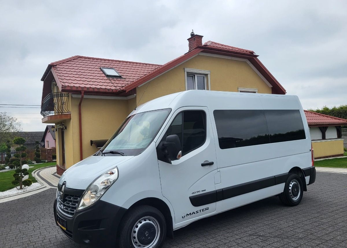 Renault Master 2.3 170ps. L2H2 8-osobowy Serwisowany I właściciel 8- osobowy - Minibús, Furgoneta de pasajeros: foto 3 Renault Master 2.3 170ps. L2H2 8-osobowy Serwisowany I właściciel 8- osobowy - Minibús, Furgoneta de pasajeros: foto 3
