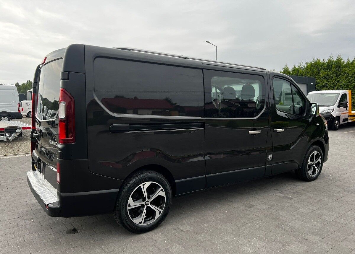 Renault Trafic 6- osobowy Serwisowany Long - Minibús, Furgoneta de pasajeros: foto 4 Renault Trafic 6- osobowy Serwisowany Long - Minibús, Furgoneta de pasajeros: foto 4