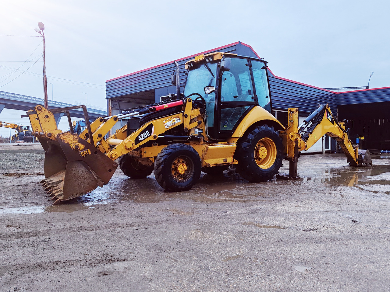 CATERPILLAR 428E - Retroexcavadora: foto 3 CATERPILLAR 428E - Retroexcavadora: foto 3