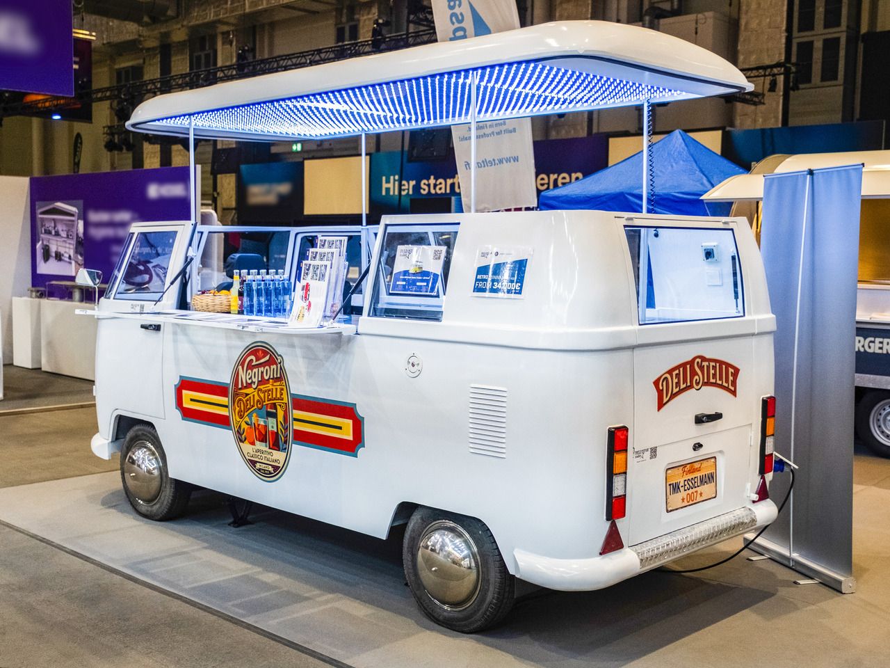 Deli Star Trailer Retro Minivan LR 4300 Electric (White) - EU standards - Remolque venta ambulante: foto 3 Deli Star Trailer Retro Minivan LR 4300 Electric (White) - EU standards - Remolque venta ambulante: foto 3