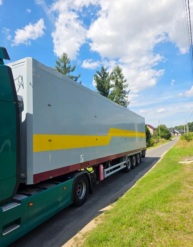 Stas S3-SZ334V - Piso movil semirremolque: foto 1 Stas S3-SZ334V - Piso movil semirremolque: foto 1