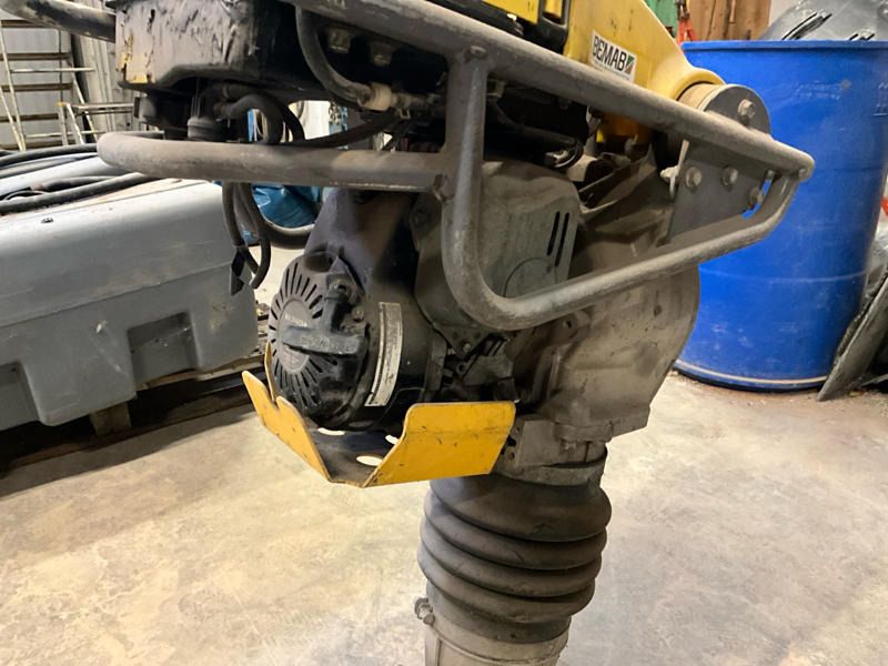 Atlas-Copco LT6004 - Equipo para trabajo del suelo: foto 5 Atlas-Copco LT6004 - Equipo para trabajo del suelo: foto 5