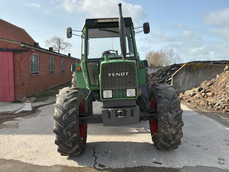 Fendt Farmer 306SLA - Tractor: foto 2 Fendt Farmer 306SLA - Tractor: foto 2
