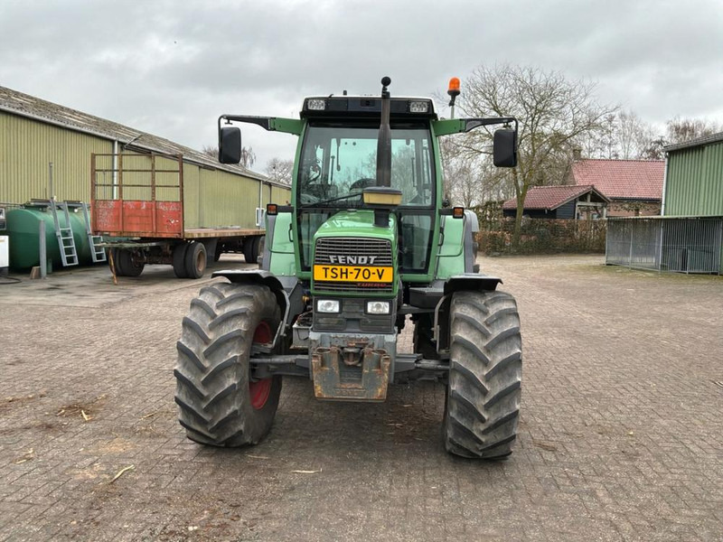 Fendt Favorit 509C - Tractor de cadenas: foto 2 Fendt Favorit 509C - Tractor de cadenas: foto 2