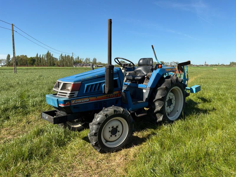 Iseki Landhope 240 - Tractor: foto 1 Iseki Landhope 240 - Tractor: foto 1