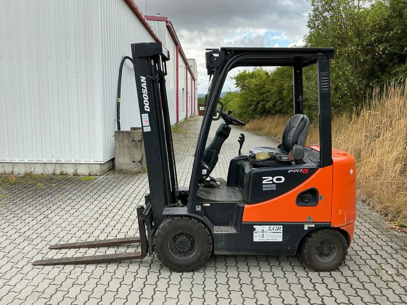 Doosan D209C-5 - Maquinaria de construcción: foto 5 Doosan D209C-5 - Maquinaria de construcción: foto 5