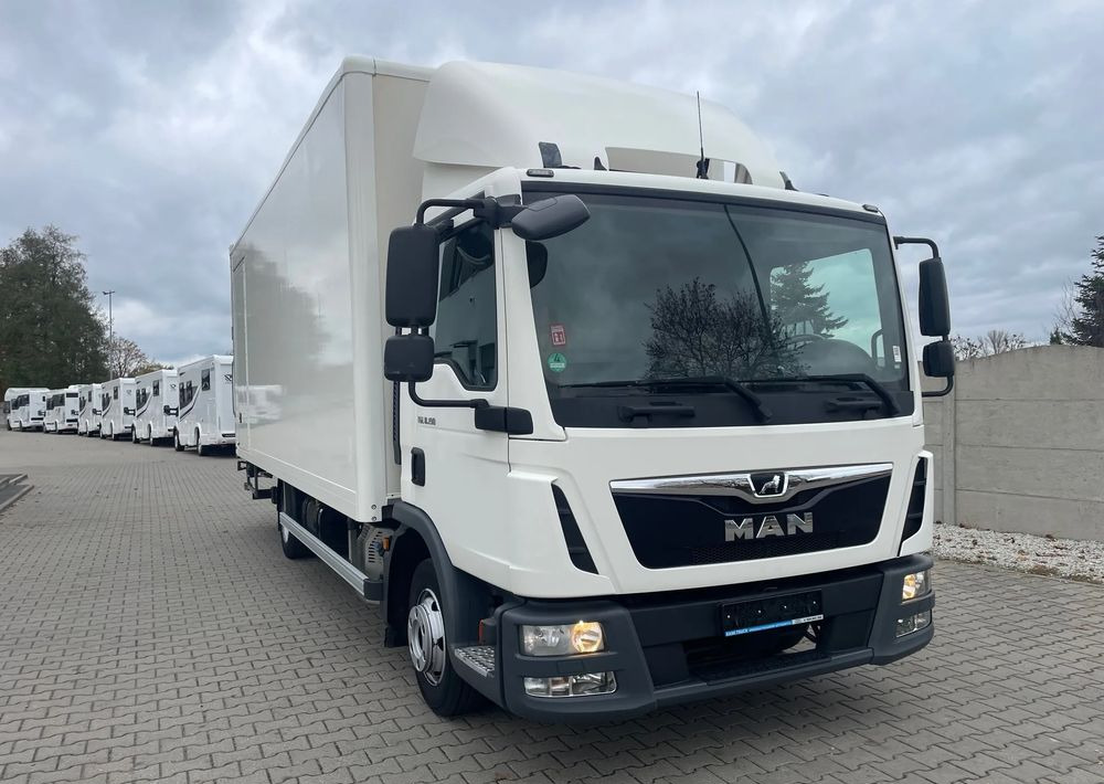 MAN TGL 8.190 KONTENER 16 PALET! - Camión caja cerrada: foto 3 MAN TGL 8.190 KONTENER 16 PALET! - Camión caja cerrada: foto 3