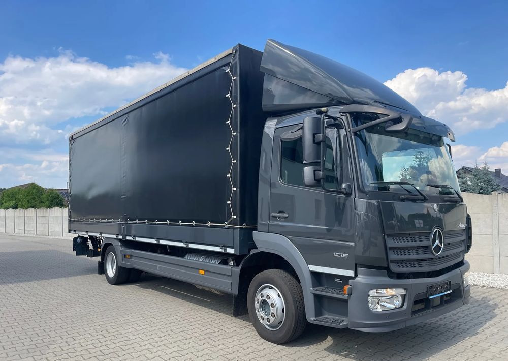 Mercedes-Benz ATEGO 1218 - Camión lona: foto 4 Mercedes-Benz ATEGO 1218 - Camión lona: foto 4