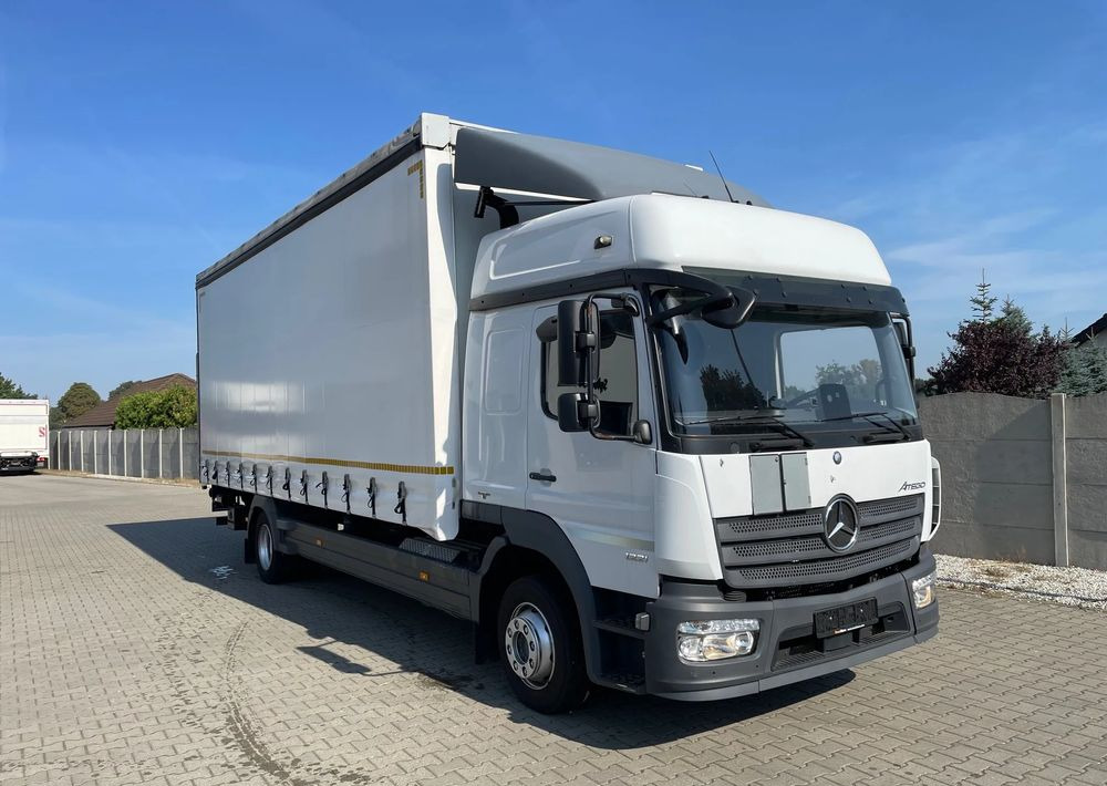 Mercedes-Benz ATEGO 1221, KABINA SYPIALNA! - Camión lona: foto 3 Mercedes-Benz ATEGO 1221, KABINA SYPIALNA! - Camión lona: foto 3